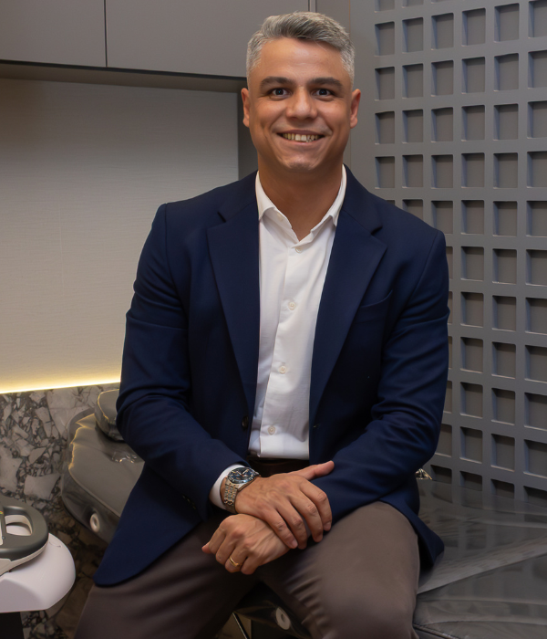 Dr. Luiz Fernando Molina